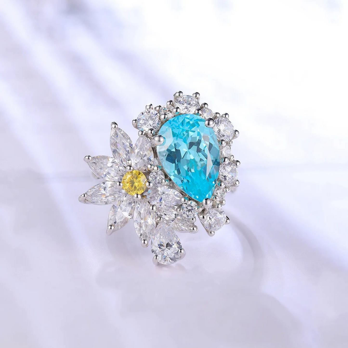 LuxeJewels™ – Cultivate Paraiba Diamond Ring
